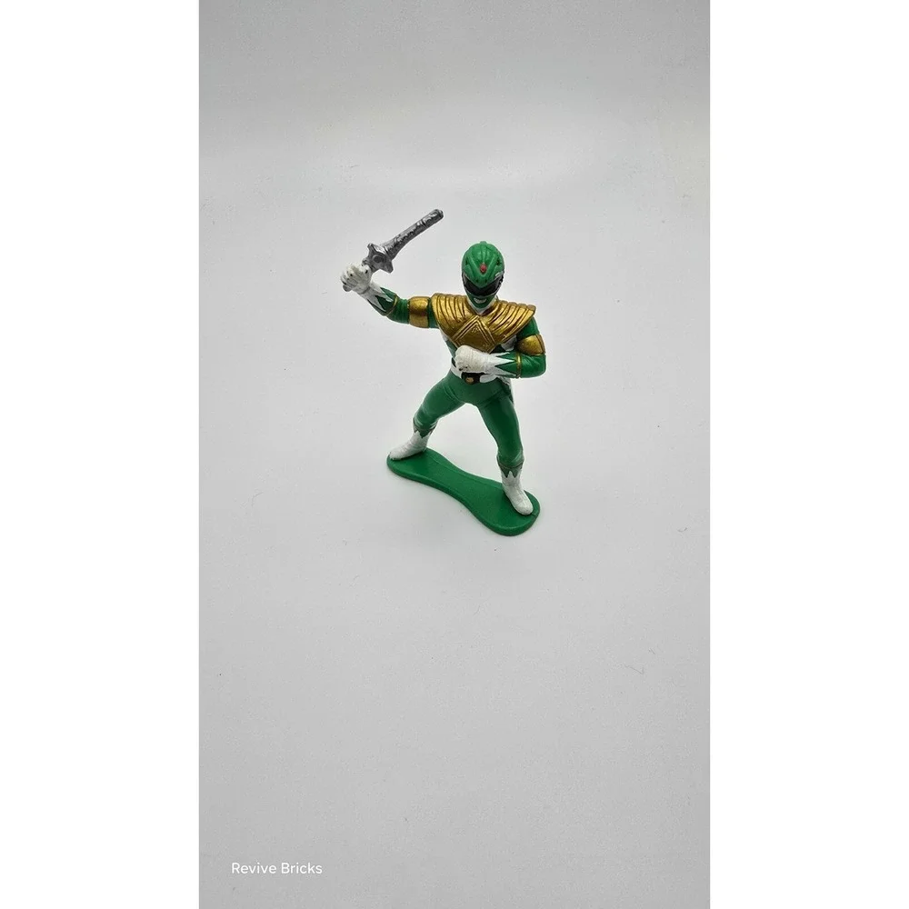 Vintage‎ 1993 Bandai Green Mighty Morphing Figurine Holding A Weapon Great Cond.